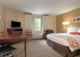 MainStay Suites Northbrook Wheeling 5