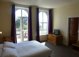 Esplanade Hotel - Clacton On Sea, Beachfront Hotel by OYO 3