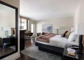 The Andrew Hotel 5