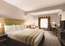 Country Inn & Suites by Radisson, Griffin, GA 5