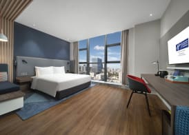 Holiday Inn Express Zhuhai Gongbei by IHG 4