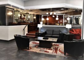 Ramada by Wyndham Jacksonville Hotel & Conference Center 5