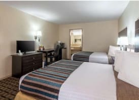Motel 9 University-Downtown 5