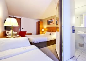 Comfort Hotel Evreux 3