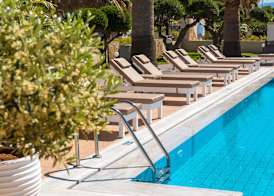 Ammos Boutique Apartments & Suites 4
