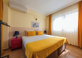 Ten Apart Hotel 5