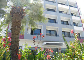 Dean Hamlet Hotel 2