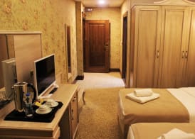 Vendome Hotel 4