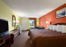 Days Inn by Wyndham Richburg 4