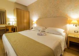 Hotel Touring 4