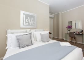 126 Gracchi Suites 5