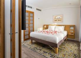 Novotel Cardiff Centre 3