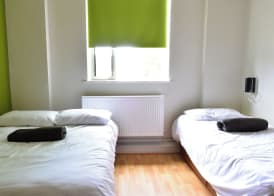 IOU Hebden Bridge Vegetarian Hostel 4
