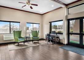 Comfort Inn & Suites North East 3