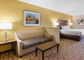 Best Western Plus Belle Meade Inn & Suites 4
