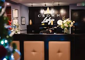 Crown Lodge Hotel 3