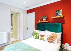 Chiswick Gem: Stylish 1-bed Flat for Modern Living 2