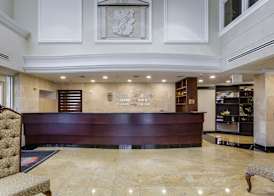 Monte Carlo Inn Vaughan Suites 3