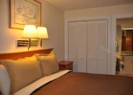 Newport Bay Club and Hotel 3