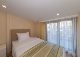 Feri Suites 5