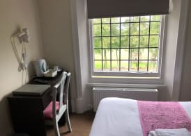 Gomersal Lodge Hotel 4