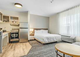 TownePlace Suites By Marriott Mobile 4