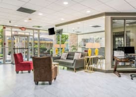 Quality Inn & Suites York East 3