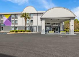 Spark by Hilton Tifton 3