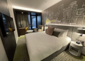 Mercure Auckland Queen Street 5