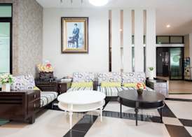 Romyen Garden Place 5