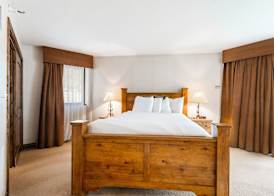 Silver King by All Seasons Resort Lodging 5