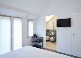 DoorMI - Premium Suites and Apartments 3