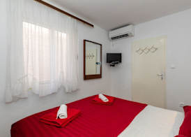 Rooms Edna 5