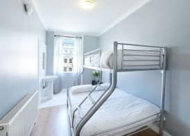 Gallery Hyde Park Hostel 5