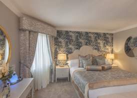 Castle Arch Hotel 5