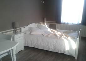 Le Chateau de Buchy 4