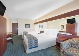 Microtel Inn & Suites by Wyndham Hamburg 3
