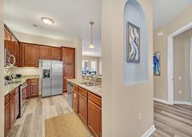 Lakeview Condo Directly Next To Pool Near WDW 4