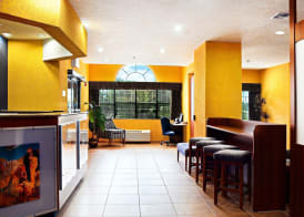 Microtel Inn & Suites by Wyndham New Braunfels I-35 4