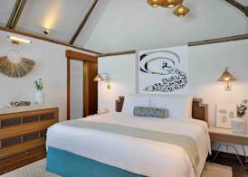 Anantara World Islands Dubai Resort 3
