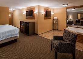 Best Western Plus North Canton Inn & Suites 5