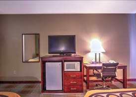 Super 8 by Wyndham Waterloo 4