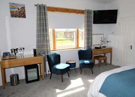 The Willows - Room Only Accommodation 5
