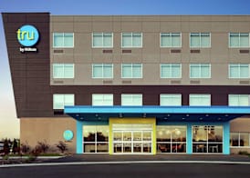 Tru By Hilton Milwaukee Brookfield 2