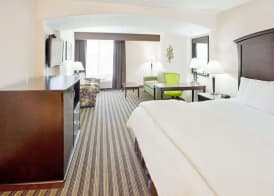 La Quinta by Wyndham Fowler 5