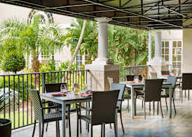 The Terrace Hotel Lakeland, Tapestry Collection by Hilton 3