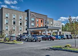 Hampton Inn & Suites Keene 4