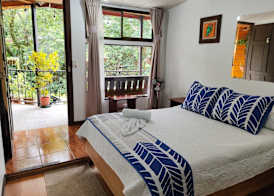 Cabinas El Pueblo B&B Monteverde 3