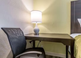 Quality Inn Palm Beach International Airport 2