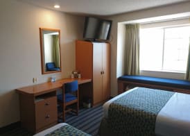 Microtel Inn & Suites by Wyndham Chihuahua 5